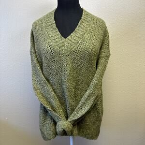 C.T. Plage Melange Women’s Thick Knit Sweater Wool Blend V-neck Classic Staple